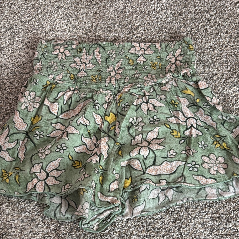 Aerie Green Floral Women's Shorts
